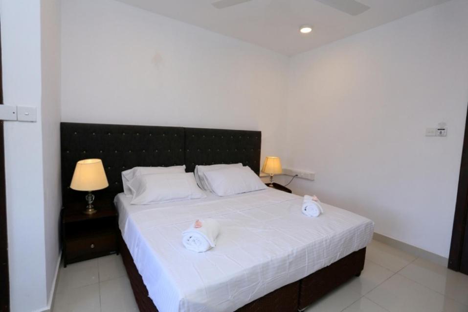 5 @ Rodney Place Bed and Breakfast Colombo Esterno foto